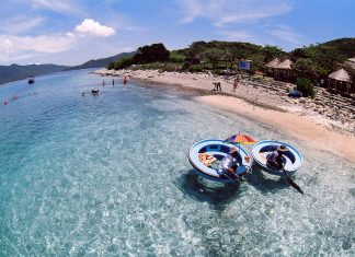 Du lịch Nha Trang biển xanh, cát trắng đẹp lung linh, huyền ảo