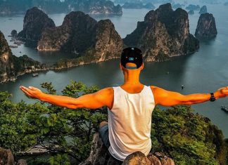 Núi Bài Thơ tọa độ ngắm nhìn trọn vẹn Hạ Long dành cho du khách Núi Bài Thơ tọa độ ngắm nhìn trọn vẹn Hạ Long dành cho du khách