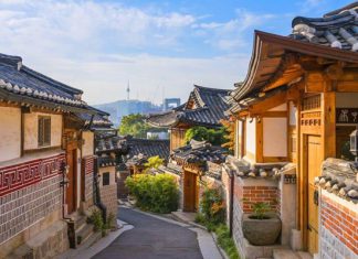 Khám phá vẻ đẹp của ngôi làng cổ Bukchon Hanok khi du lịch Hàn Quốc Khám phá vẻ đẹp của ngôi làng cổ Bukchon Hanok khi du lịch Hàn Quốc