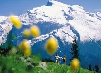 Chiêm ngưỡng cảnh quan tuyệt đẹp của núi Titlis khi du lịch Thụy Sĩ Chiêm ngưỡng cảnh quan tuyệt đẹp của núi Titlis khi du lịch Thụy Sĩ